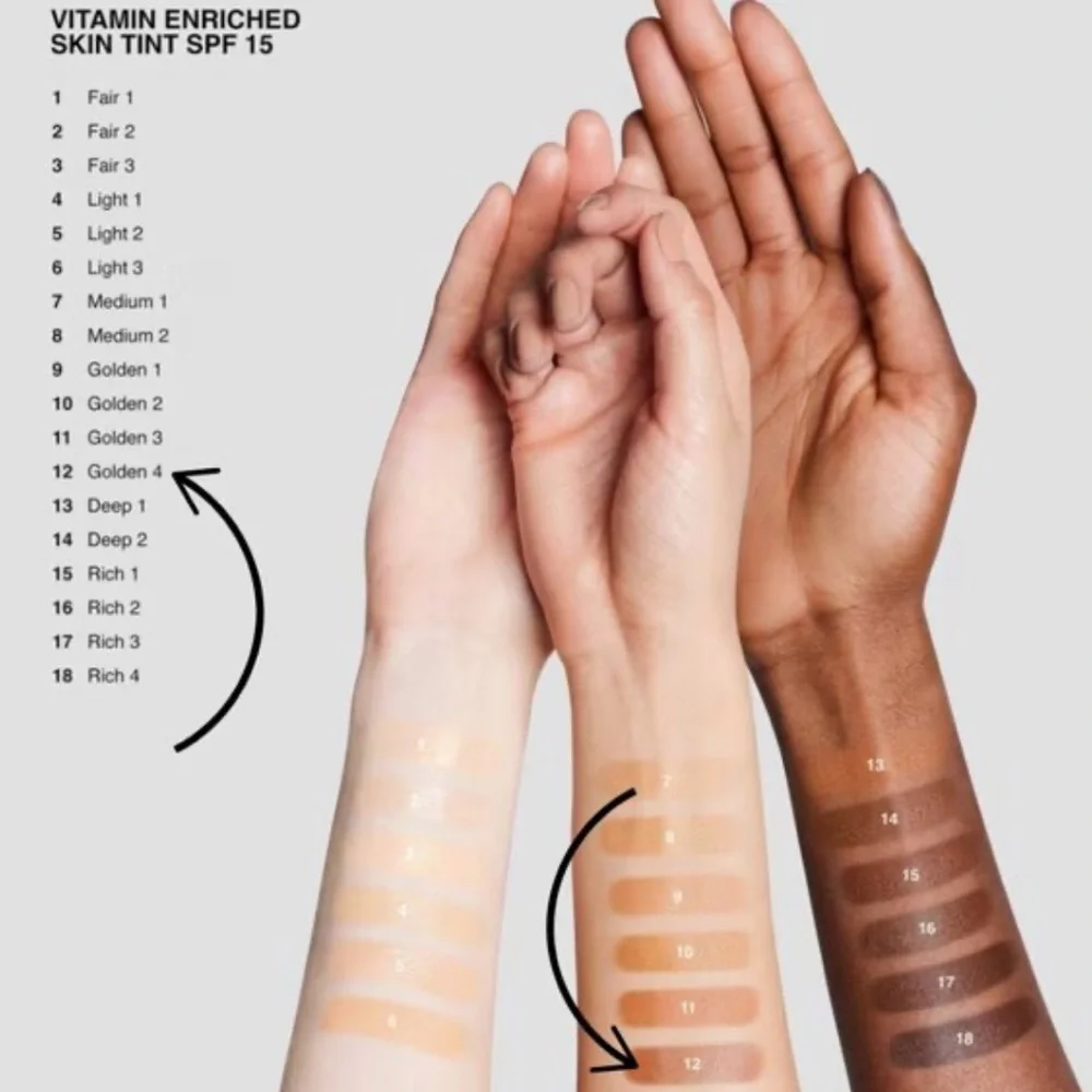 5 for 25⚡️Bobbi Brown Golden 4 Skin Tint Vitamin Enriched Tinted Moisturizer 7ml